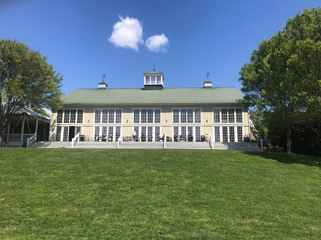 Afton旅游景点-Veritas Vineyard & Winery