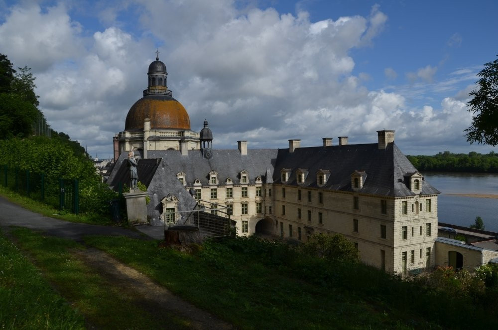 Dampierre-sur-Loire旅游攻略图片