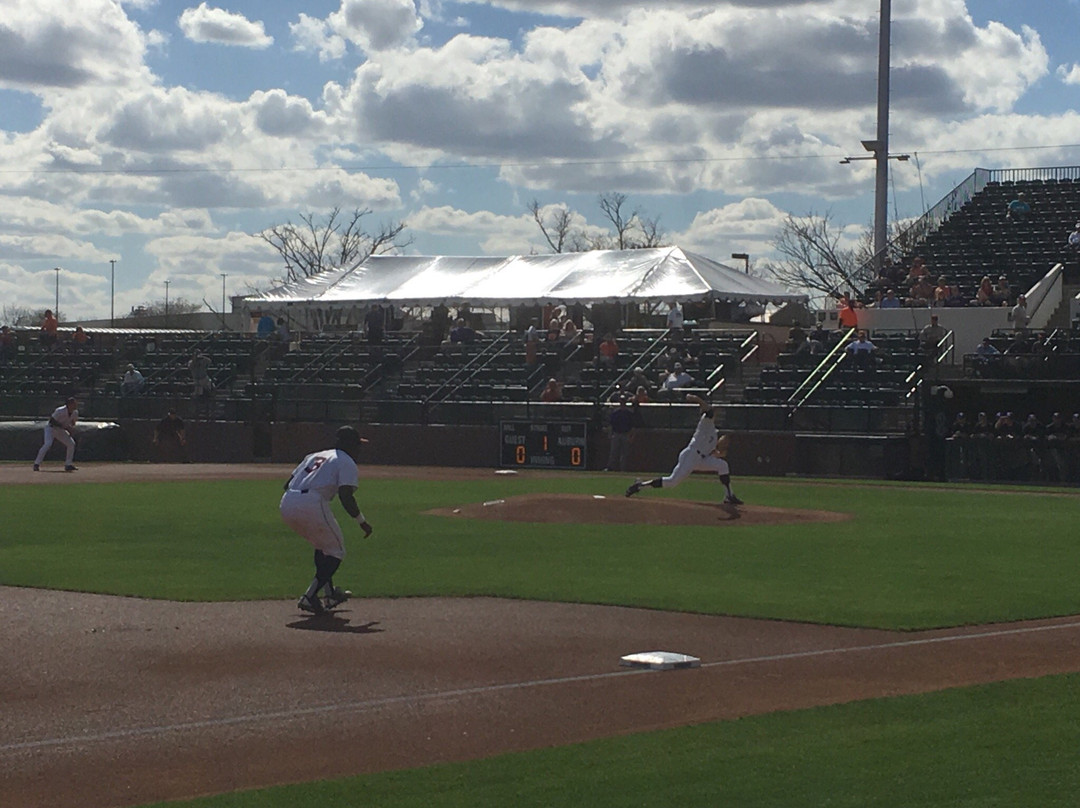 Plainsman Park-奥本必去景点