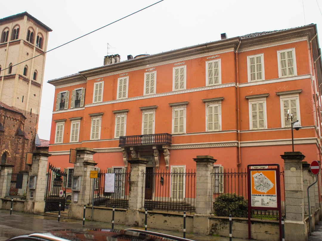 Museo Borgogna景点图片