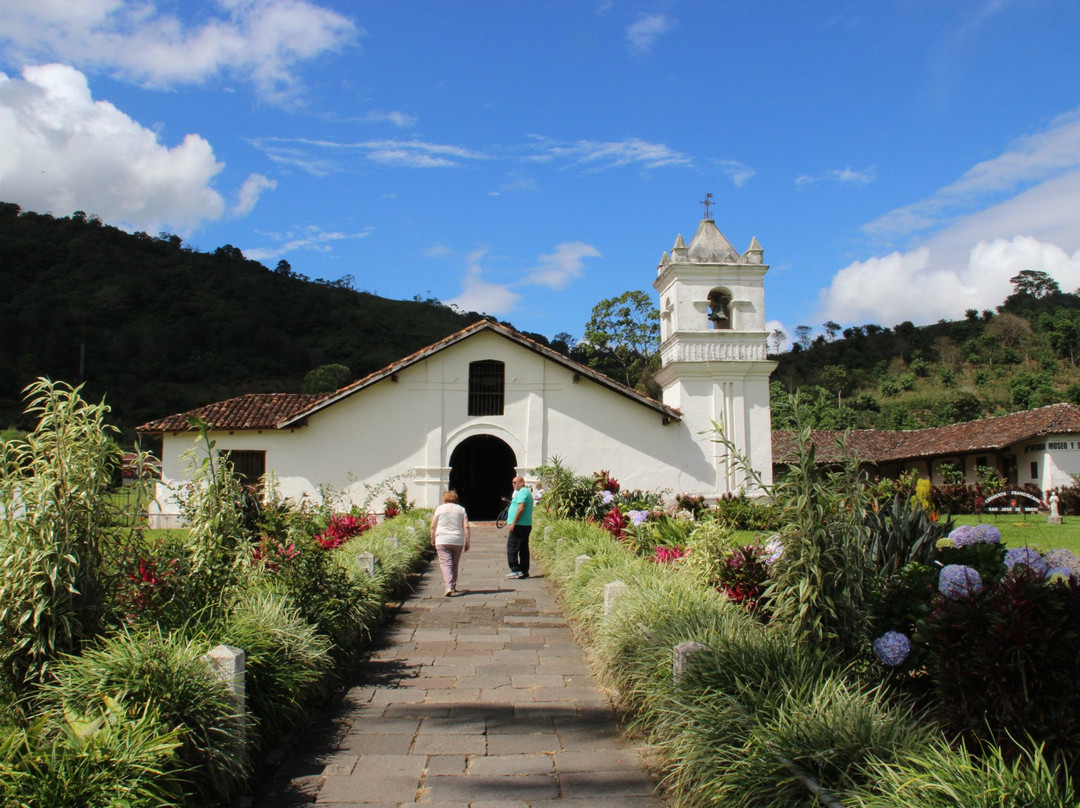 Iglesia de San Jose de Orosi and the Museum景点图片