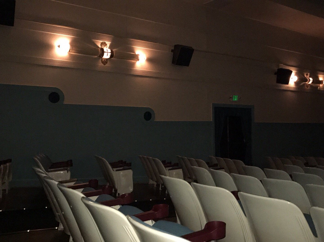 Hi-Pointe Theatre景点图片