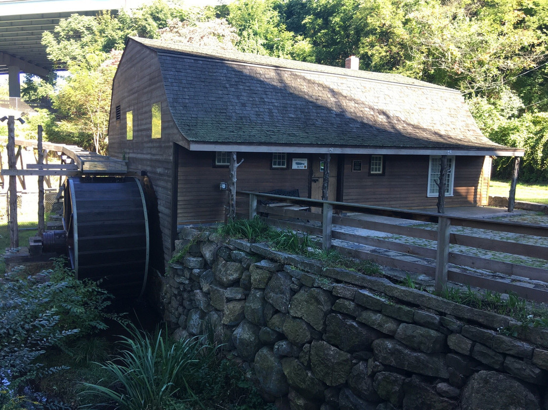Old Town Mill-新伦敦必去景点