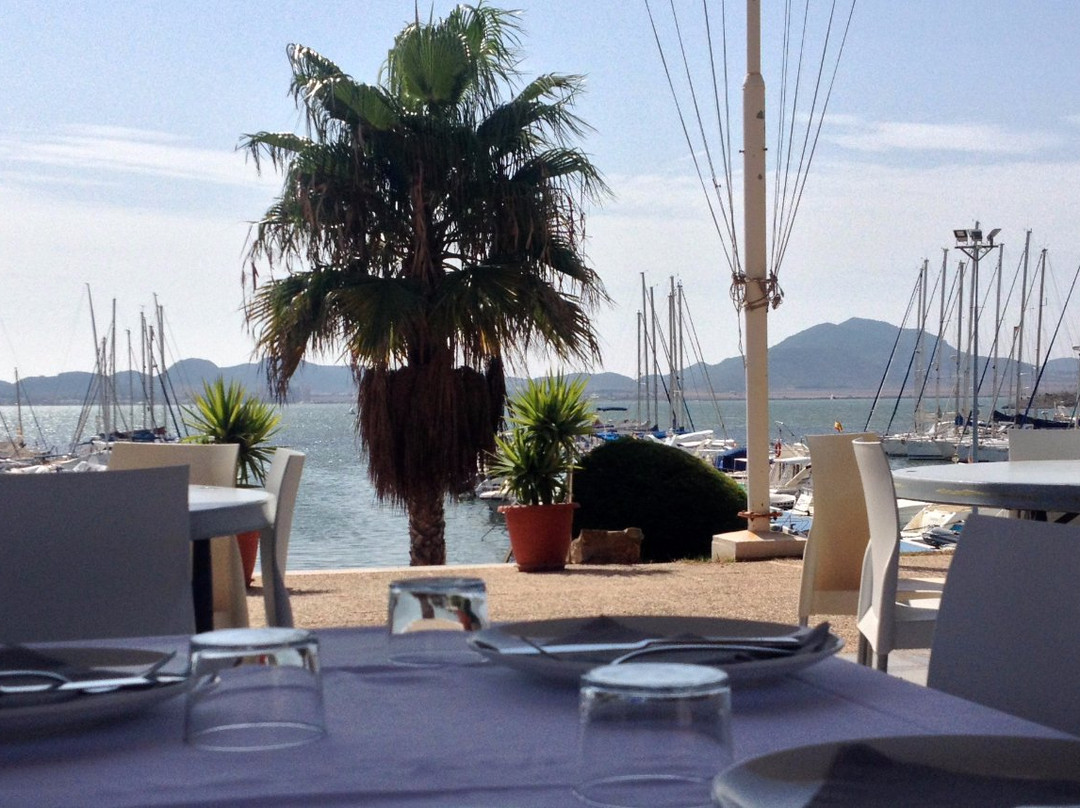 Restaurante Club Naútico Dos Mares