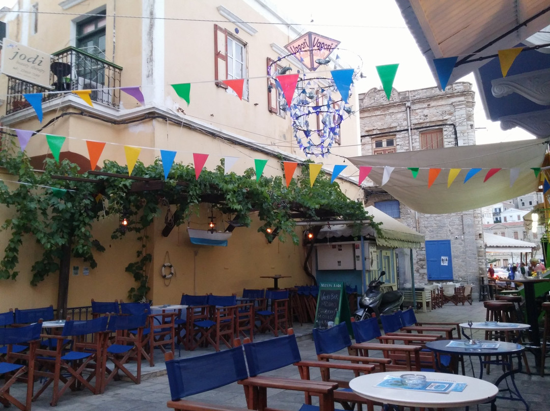 Vapori Bar-Ano Symi必去景点