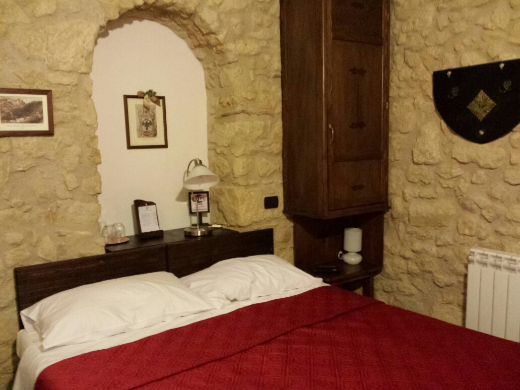 Sperlinga酒店住宿-Antica Dimora