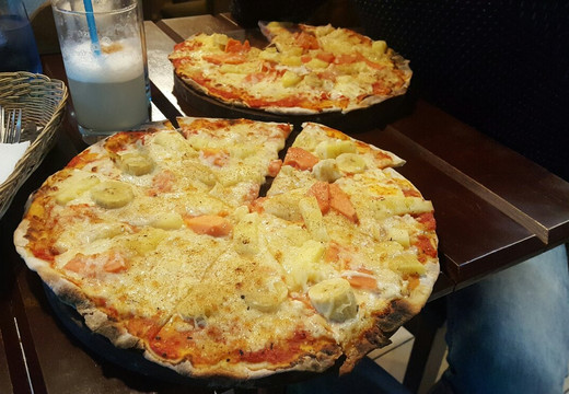 Pizzeria-Cafe Dinos主图