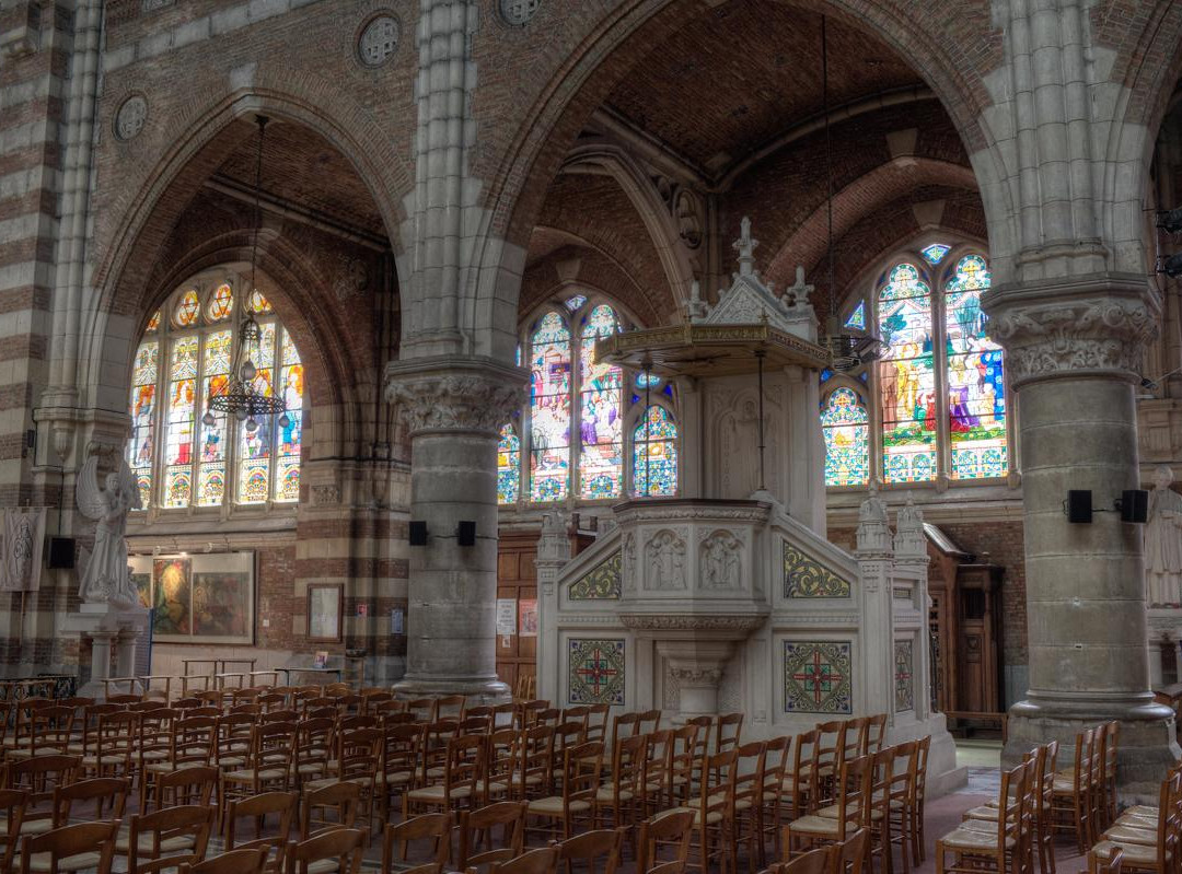Eglise Saint-Vaast景点图片