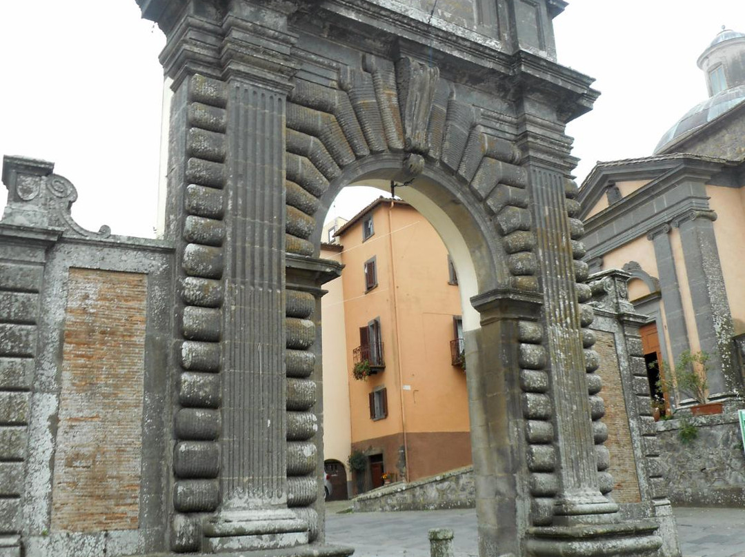 Porta Albana景点图片