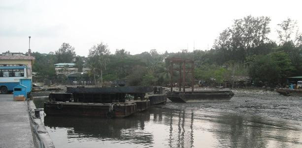 Phoenix Bay Jetty景点图片