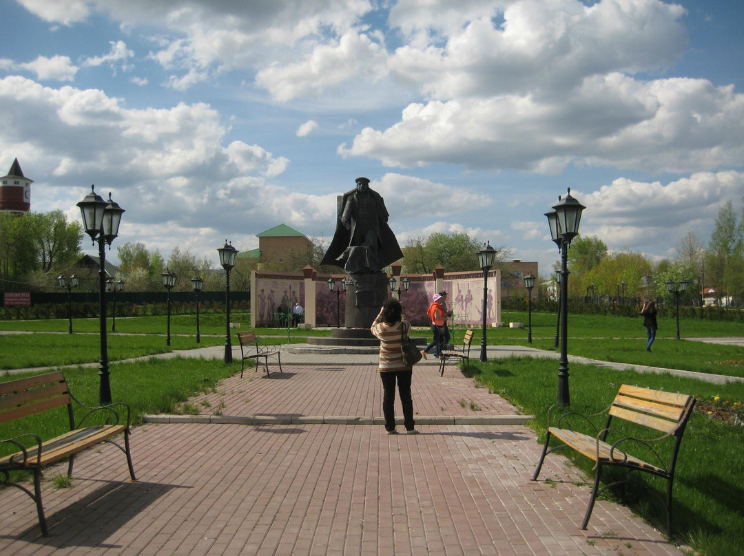 Statue of Kutuzov景点图片