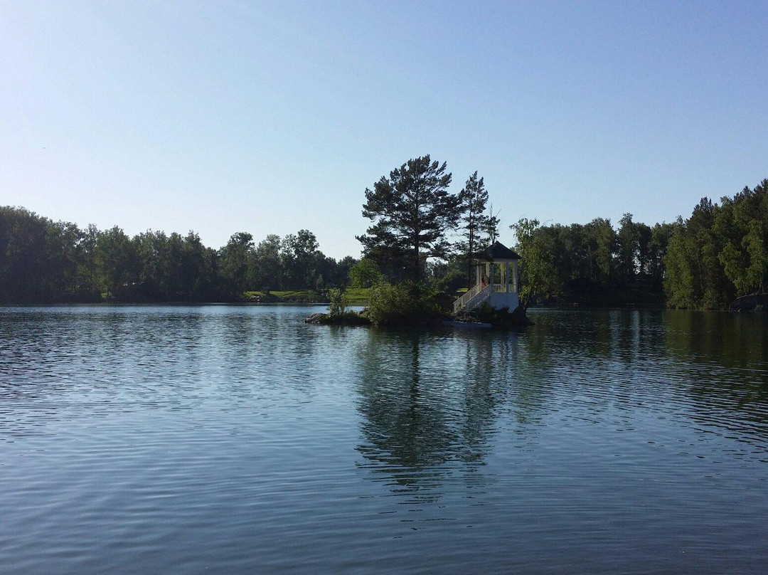 Lunnoye Ozero