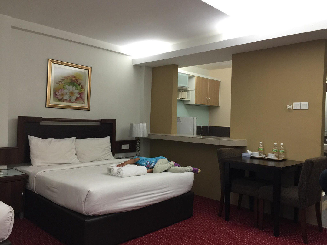 Khalifa Suites Hotel & Apartment主图