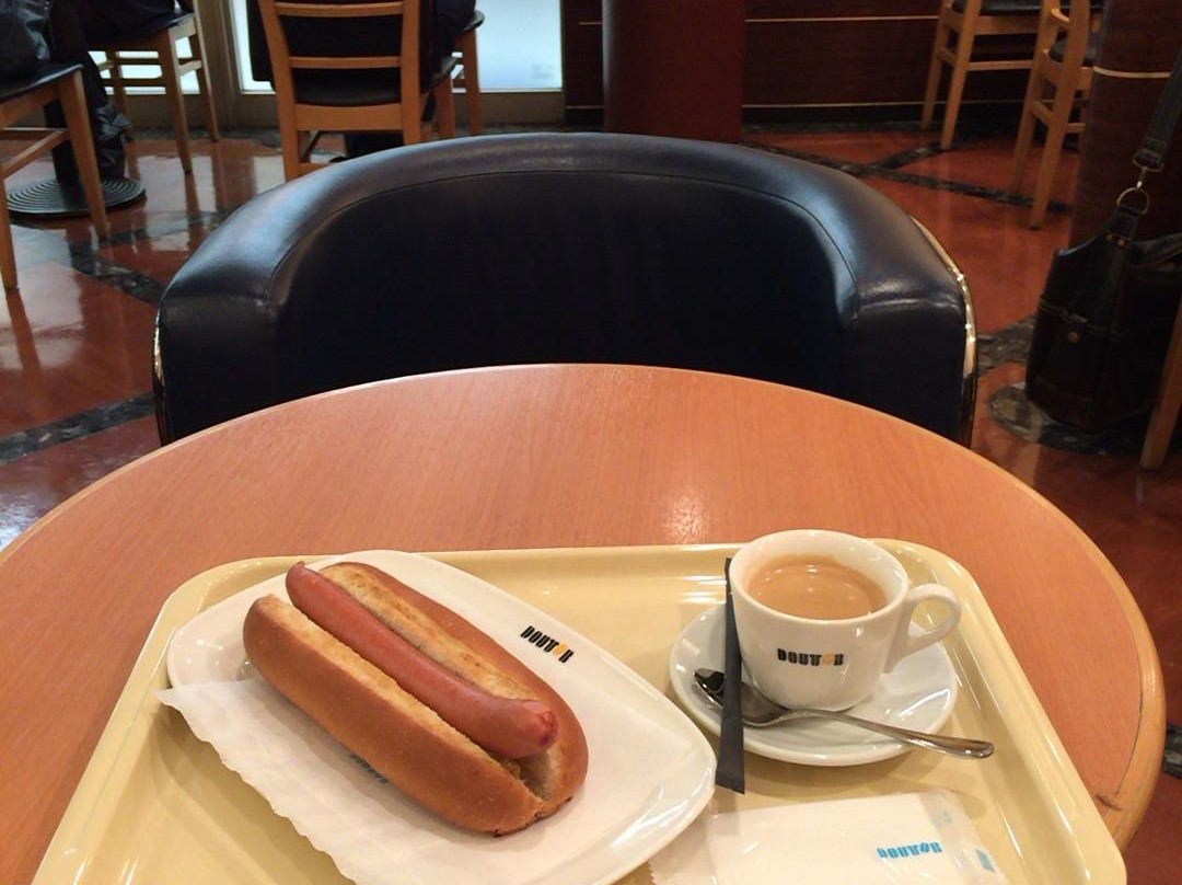 ドトールコーヒーショップシャポー市川店