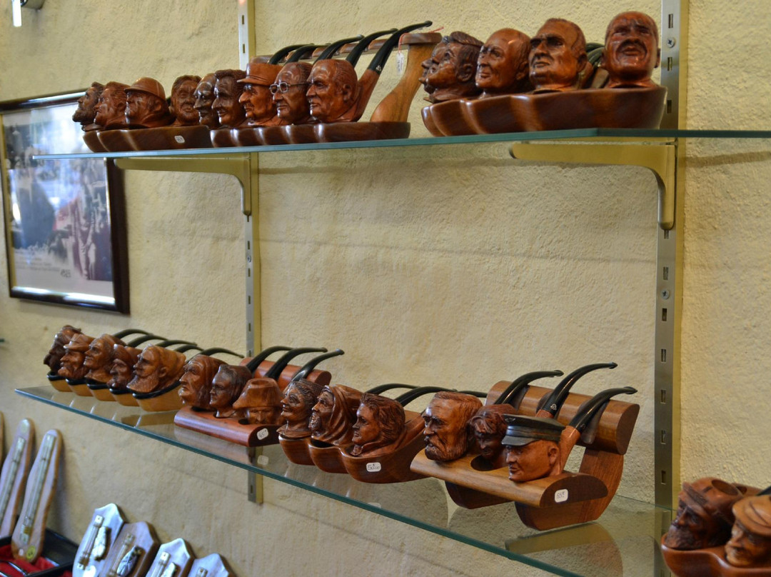 Les Pipes de Cogolin - Courrieu-Cogolin必去景点