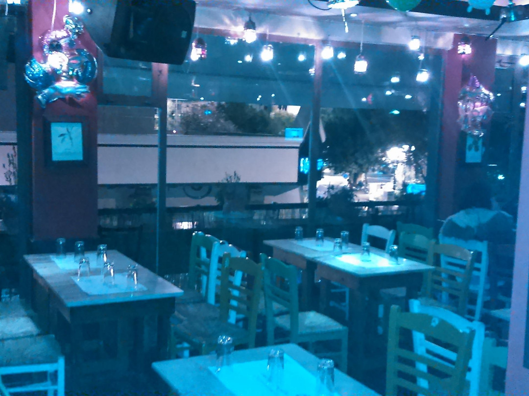 O Apano Mahalas主图