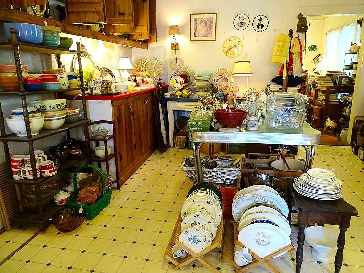 This Old House Antiques景点图片