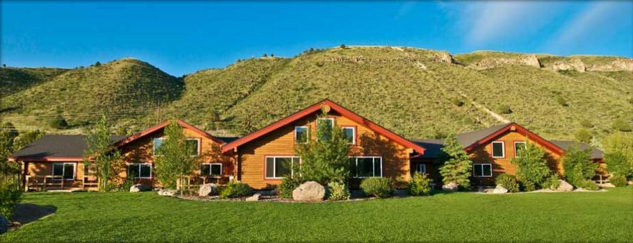River Retreat Lodge