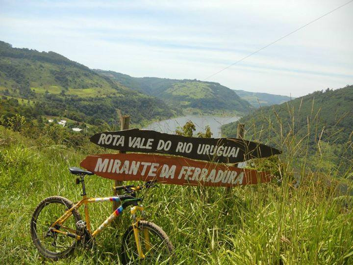 Mirante da Ferradura景点图片