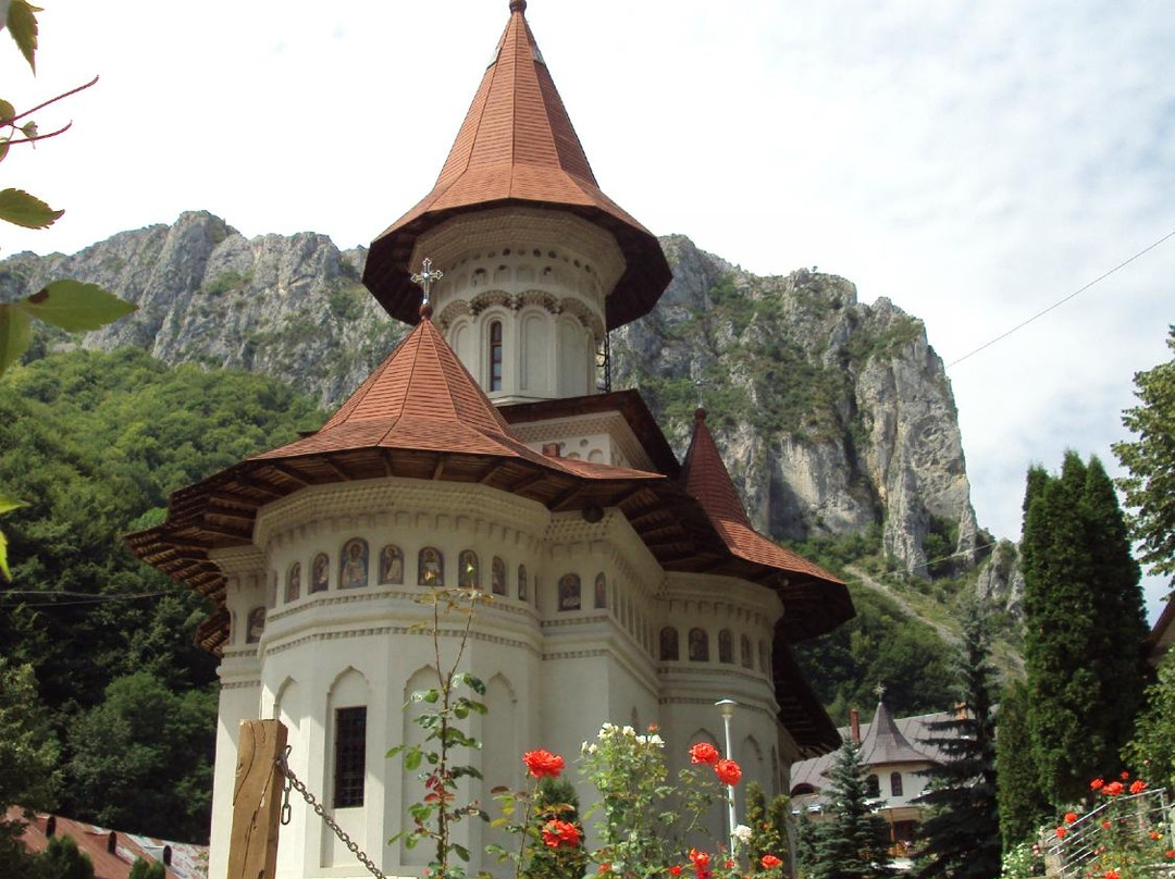 Ramet Monastery-Valea Manastirii必去景点