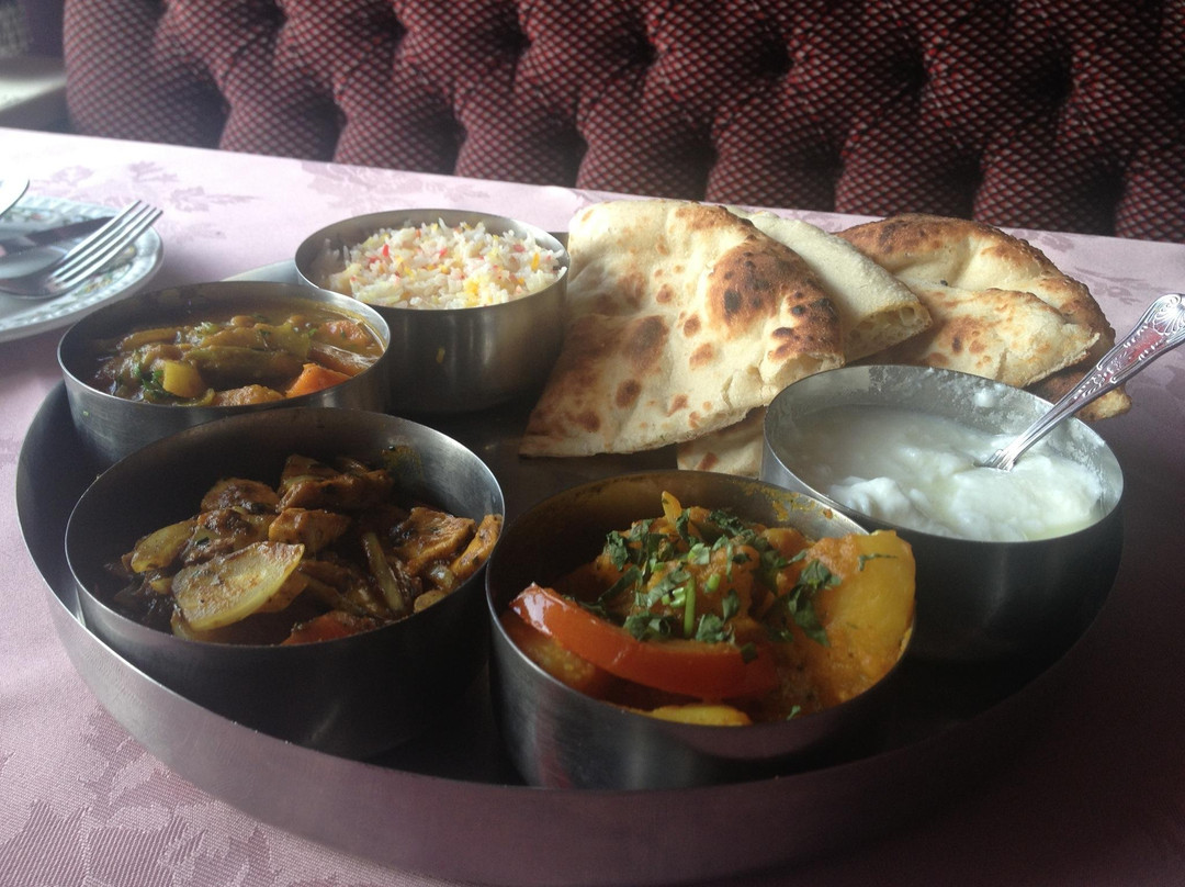 Lee Tandoori