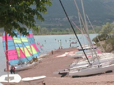 Lac du Salagou-Clermont l'Herault必去景点