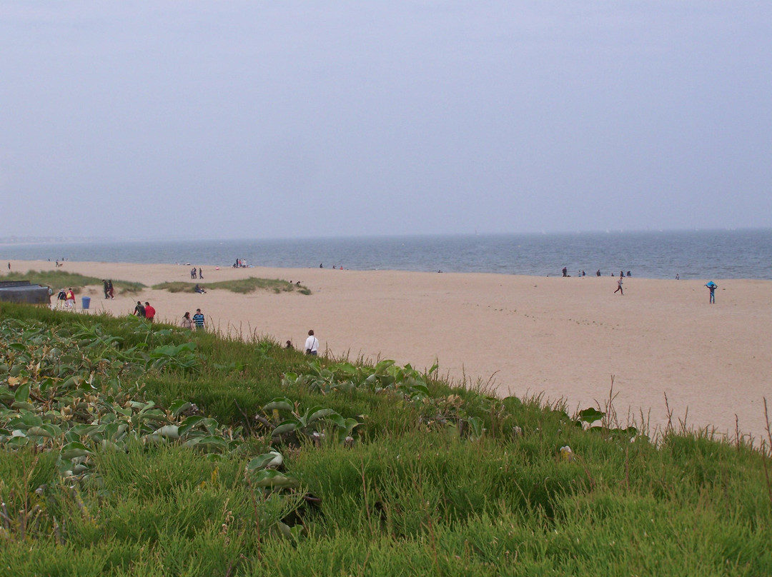 Ouistreham Beach景点图片
