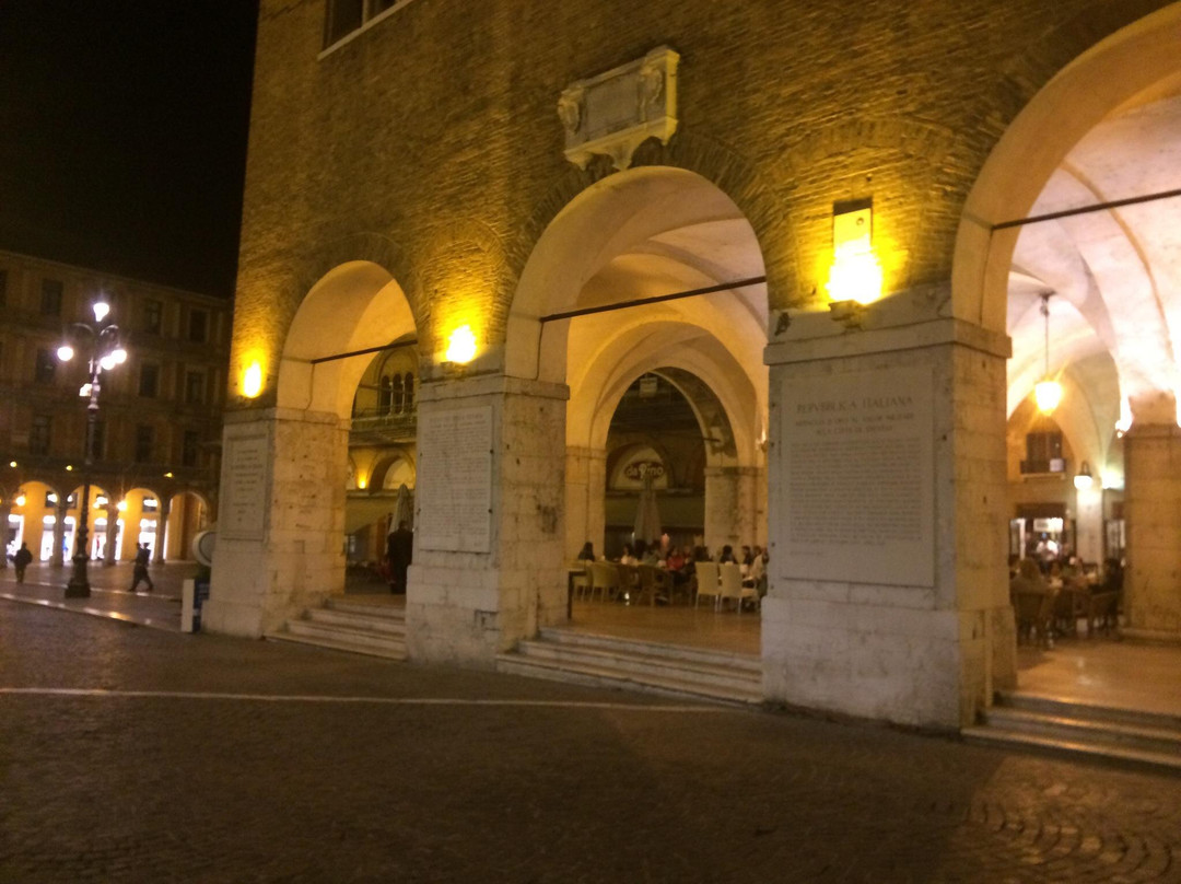 Palazzo dei Trecento-特雷维索必去景点