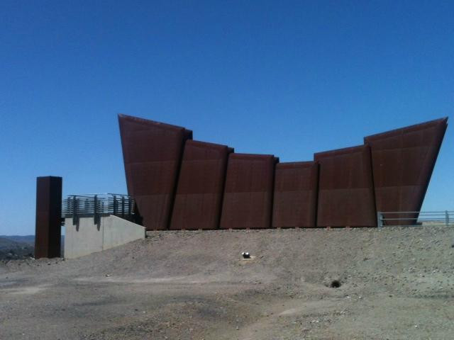 Line of Lode Miners Memorial景点图片