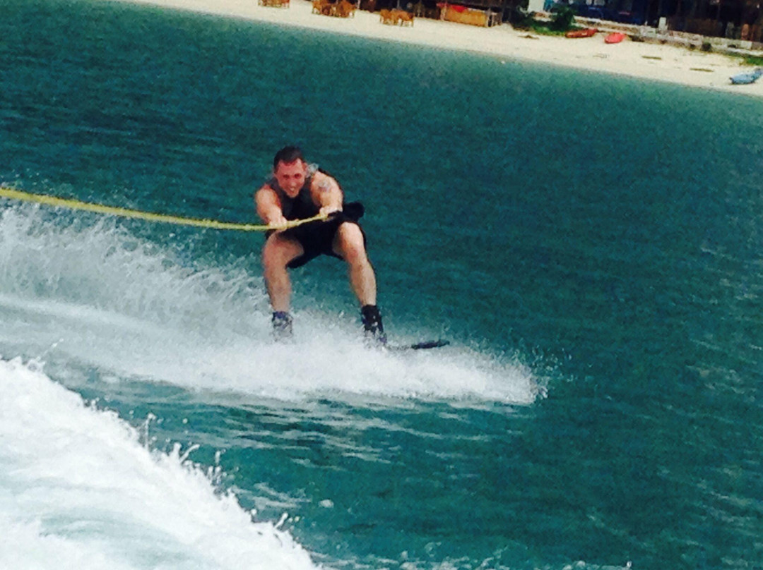 Wake Up! Wakeboarding景点图片