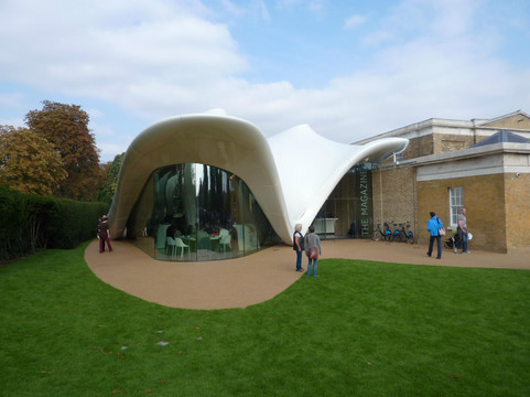 蛇形画廊-伦敦必去景点