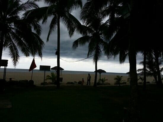 Batu Burok Beach-瓜拉丁加奴必去景点