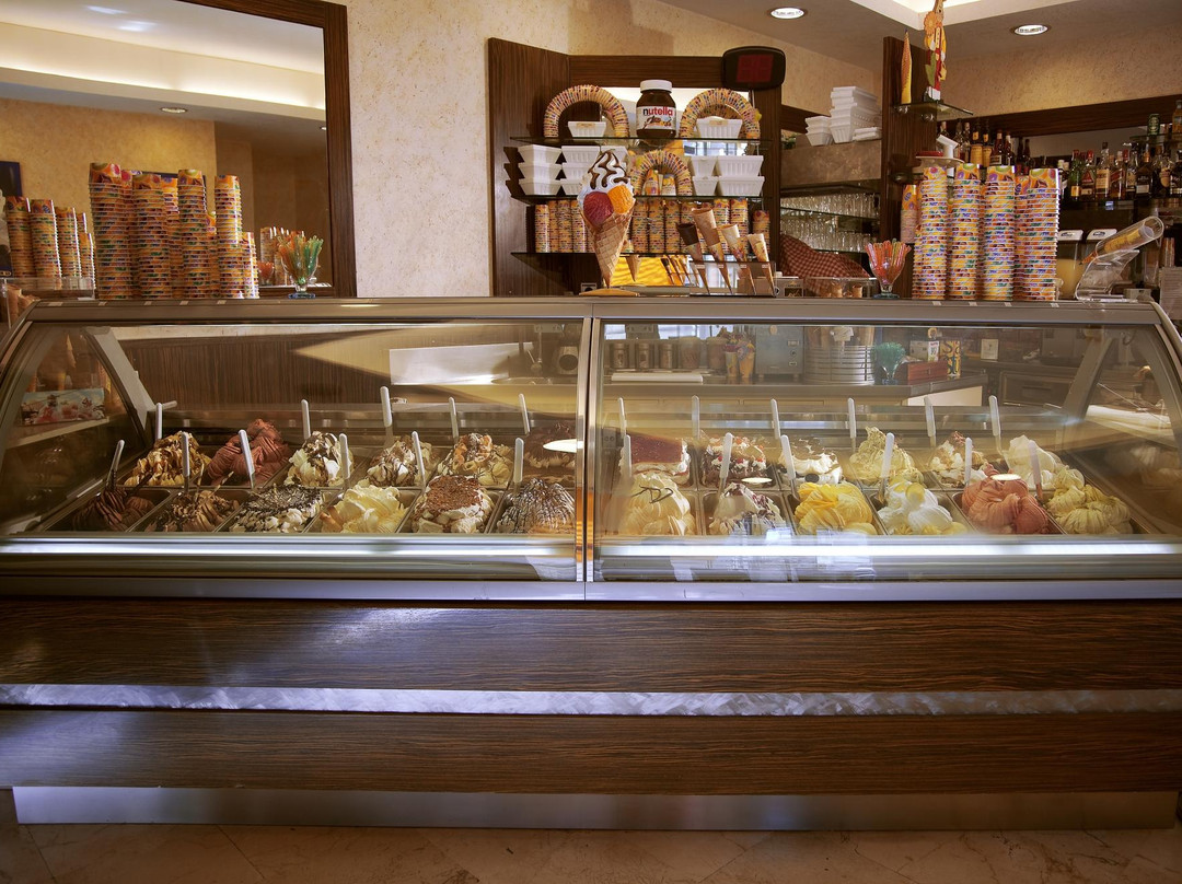 Heladeria Gelatolina