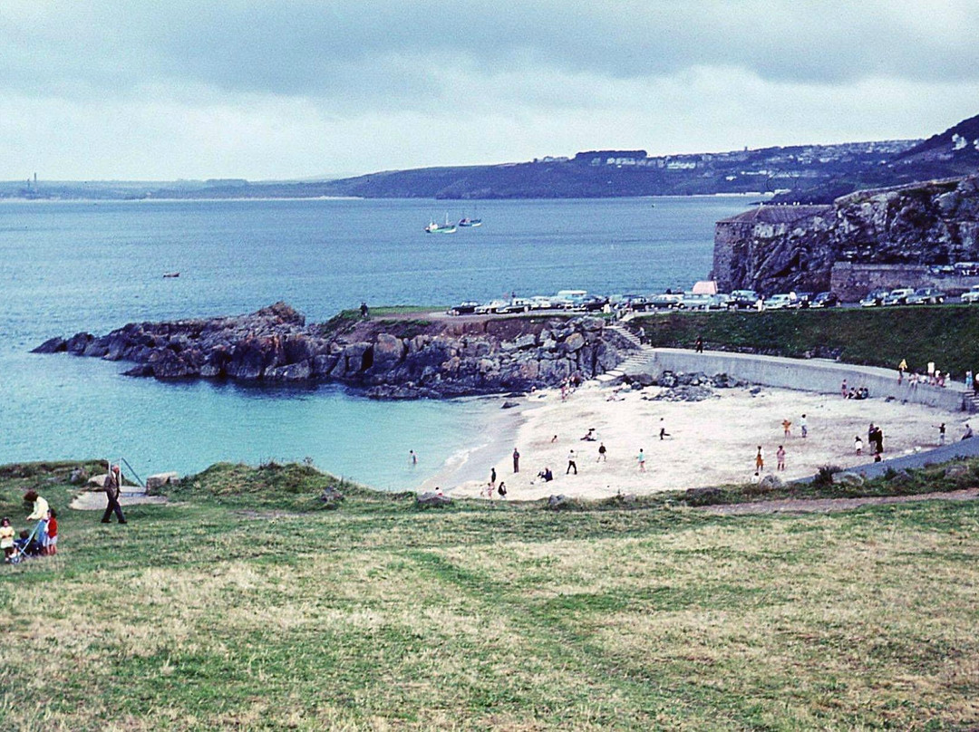 Porthgwidden Beach-圣艾维斯必去景点