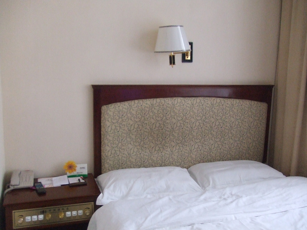 中发源饭店主图