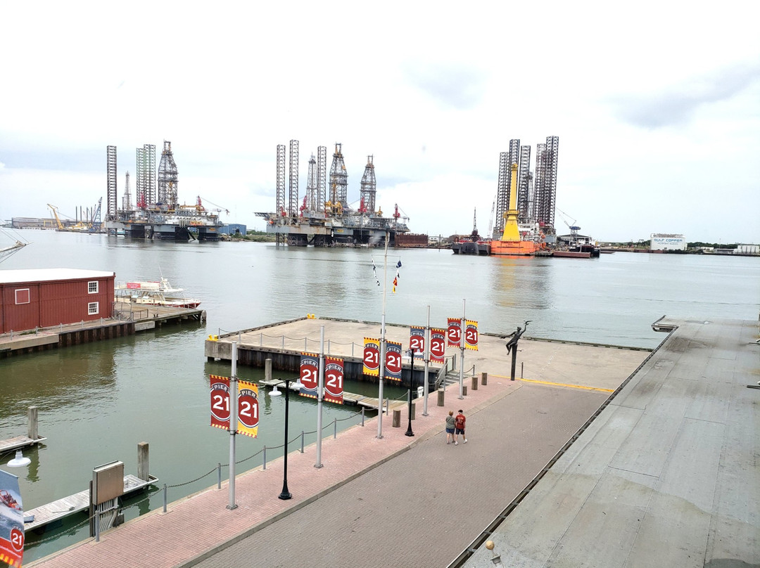 海港码头之家酒店主图