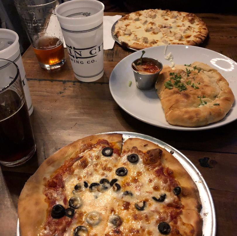 Martin City Brewing Company Pizza & Taproom - Lee's Summit