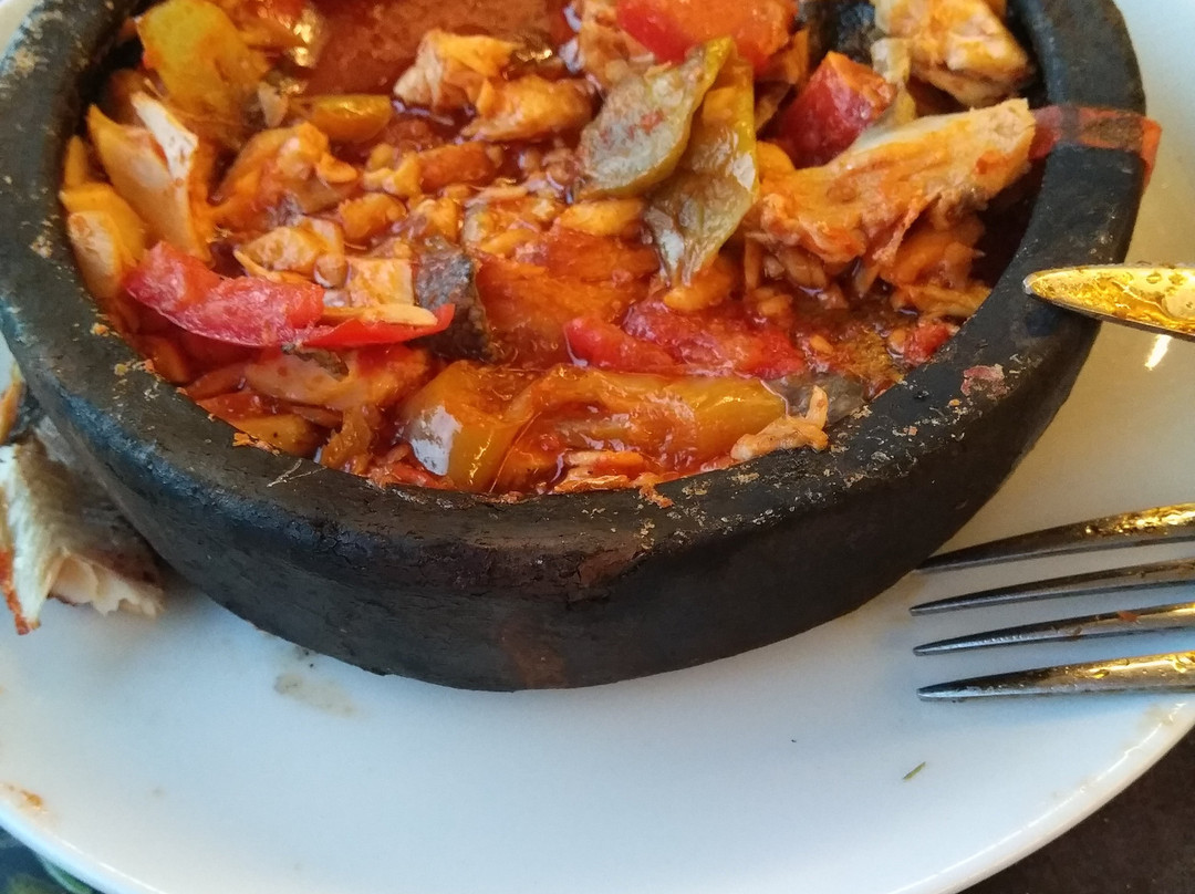 Keban餐馆和美食-Circir Selalesi Keban Alabalik Tesisleri