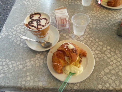 Caffetteria IL CAPRICCIO主图