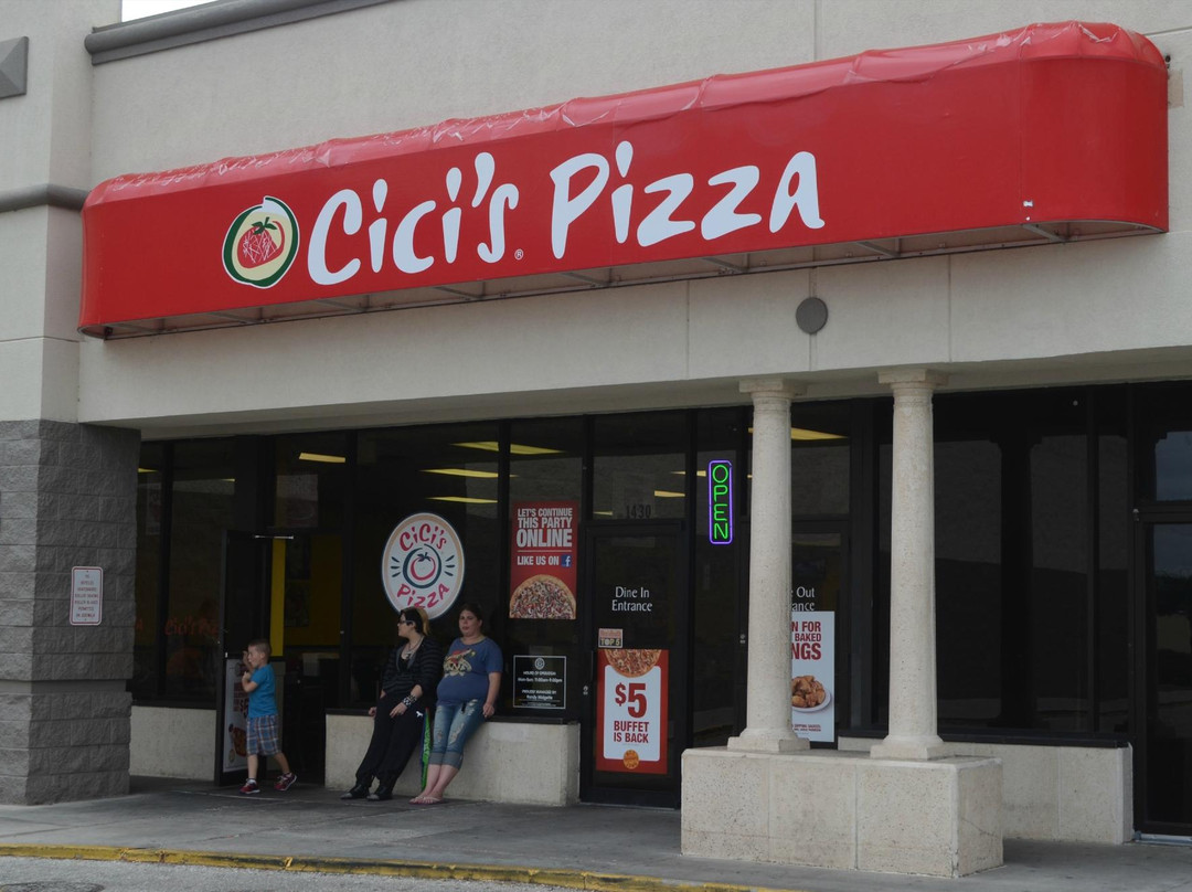 Cicis Pizza