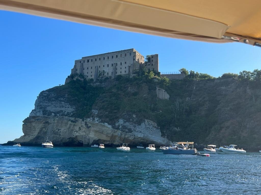 Undersea Procida-普罗奇达必去景点