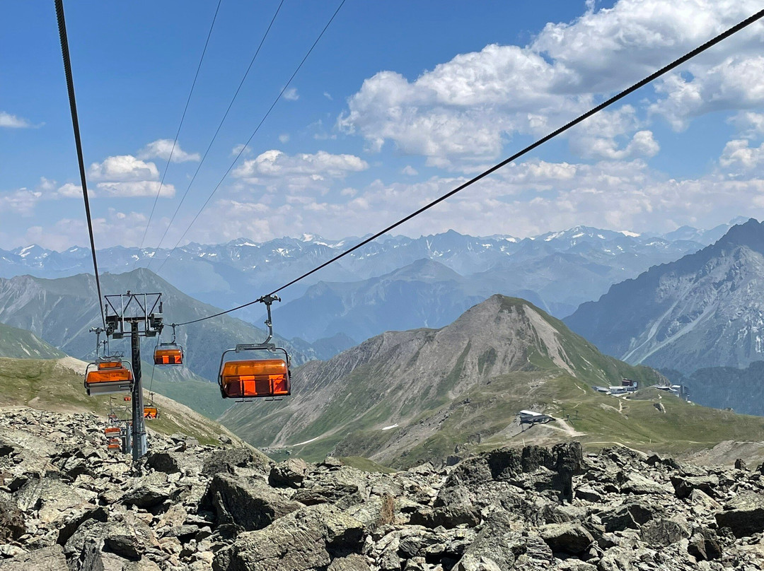 Hotel AlpChalet Bellevue