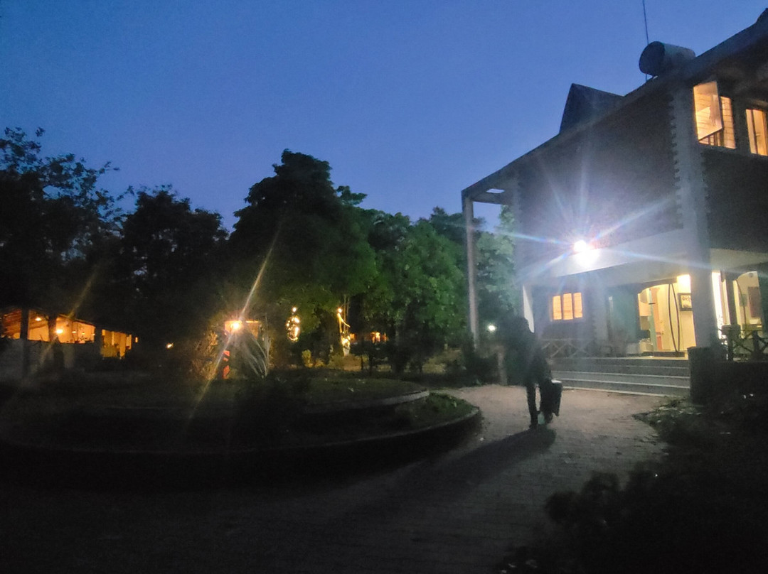 Tribal Woods Kanha主图