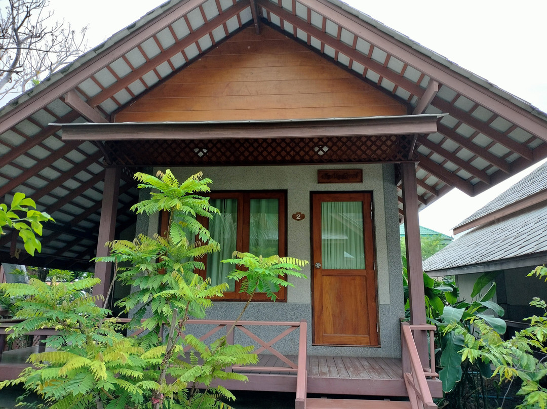 巴恩斯莱蓬度假酒店主图