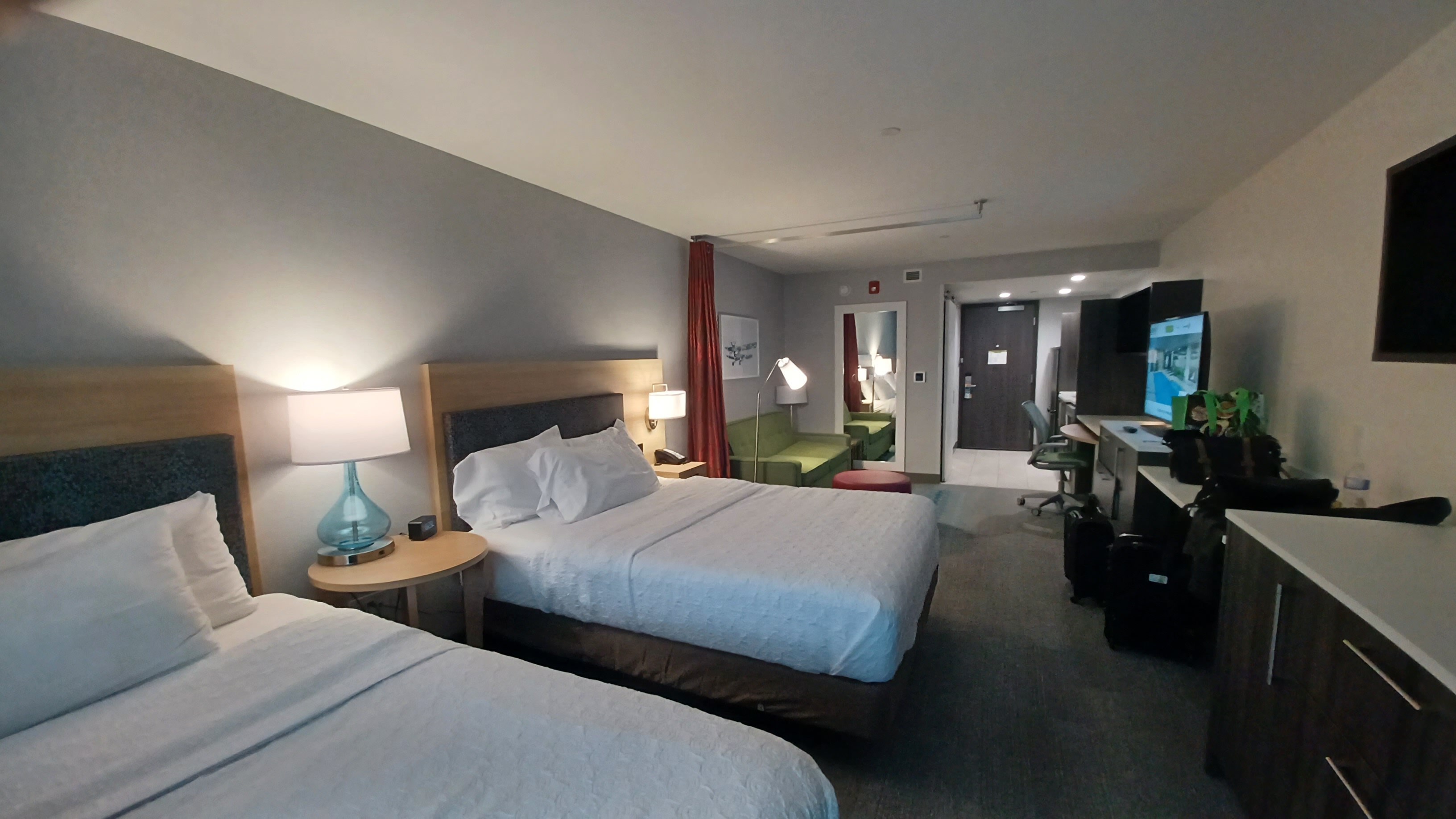 Home2 Suites By Hilton Quebec City-客卧