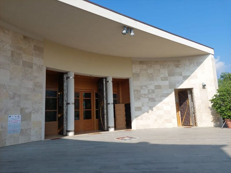 Parrocchia di Sant'Anna-拉帕洛必去景点
