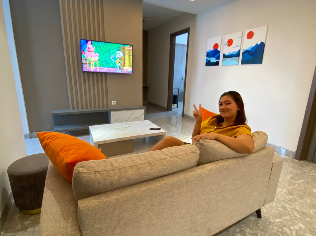 Lun Hotel Manado主图