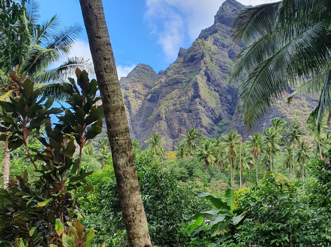 Hakaui Adventure with Ana and Tangy-Nuku Hiva必去景点