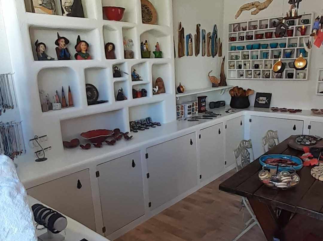 Witch House-Pelekas必去景点