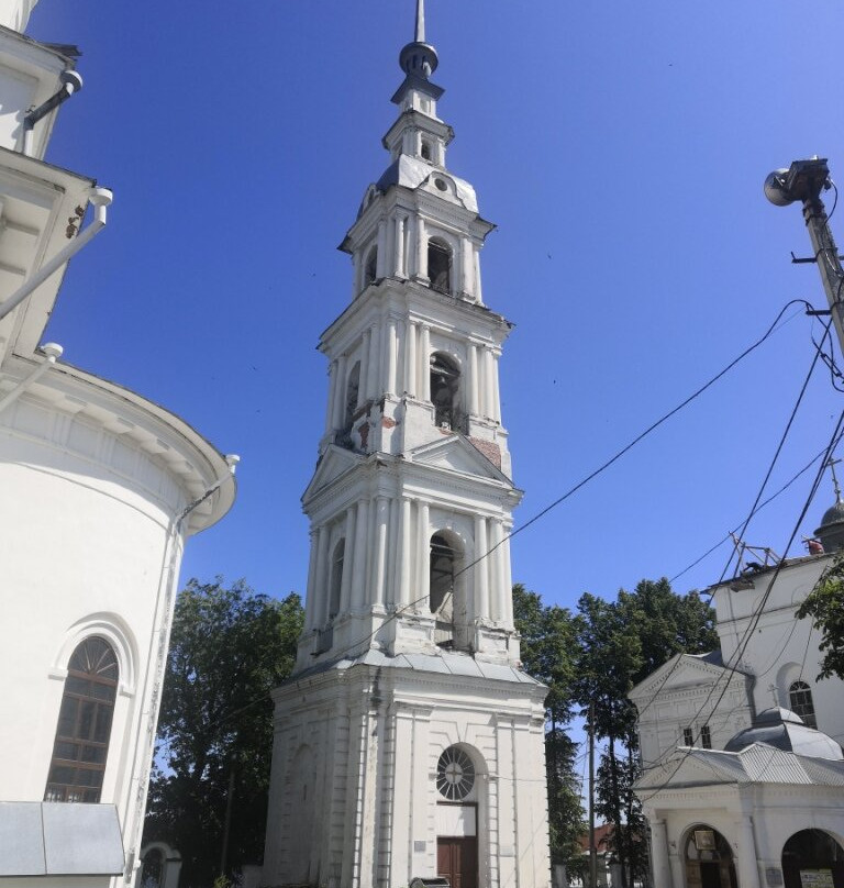 Bell Tower of Trinity Cathedral景点图片